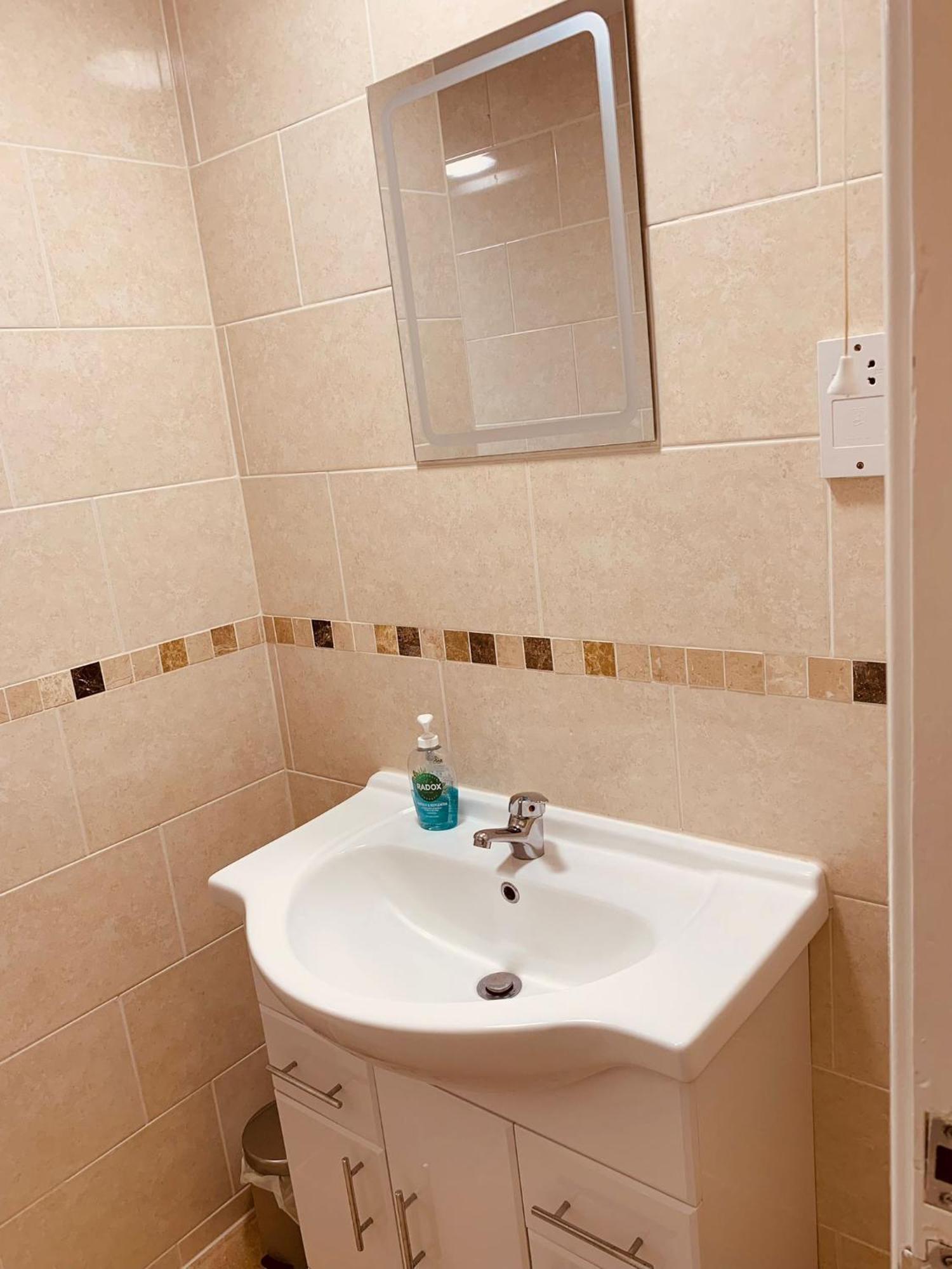 2 Bedroom House Walking Distance To City Centre With Free Parking York Exterior foto